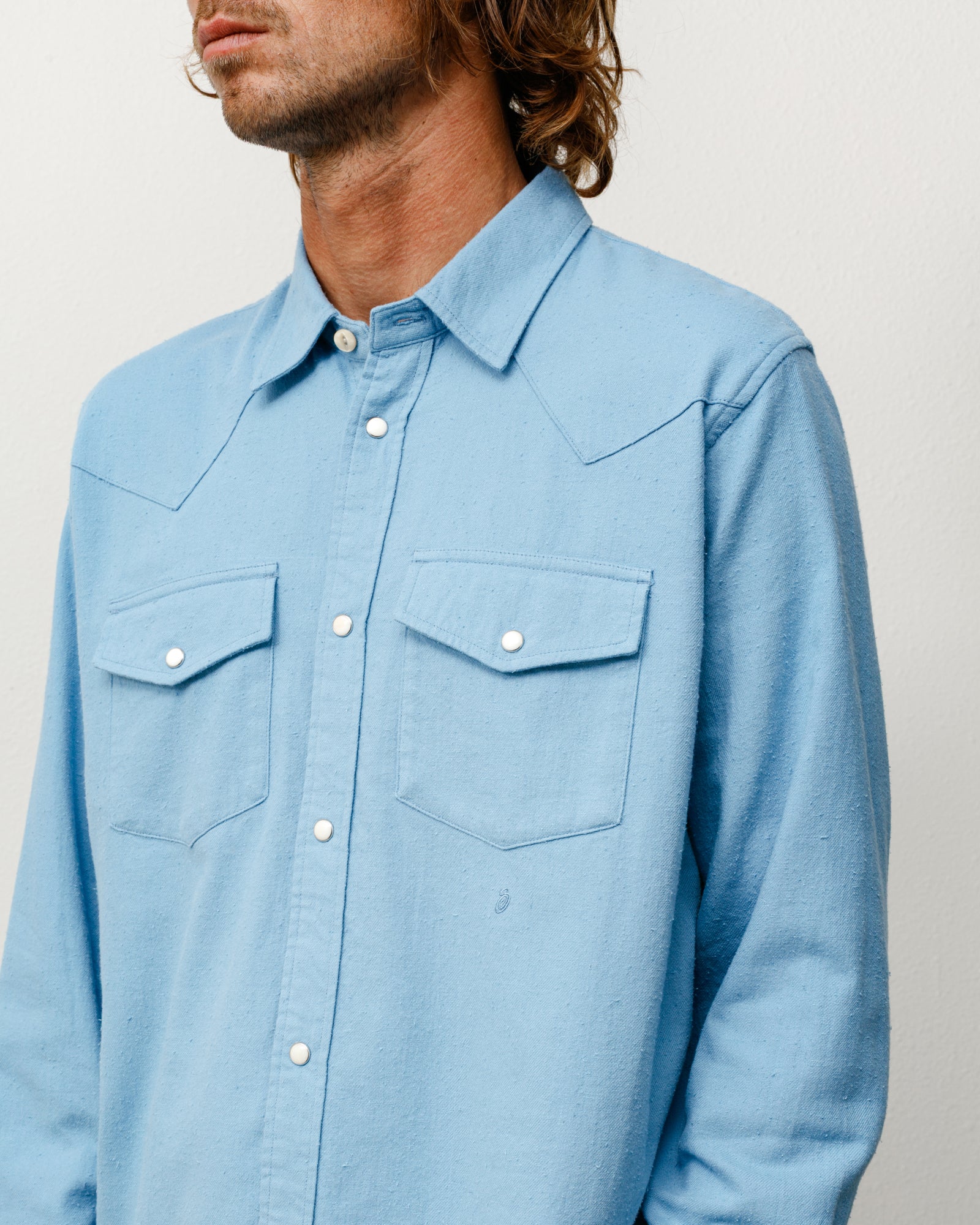 Blue cotton-silk Western shirt, unisex long sleeve with snap pockets and yoke detailing