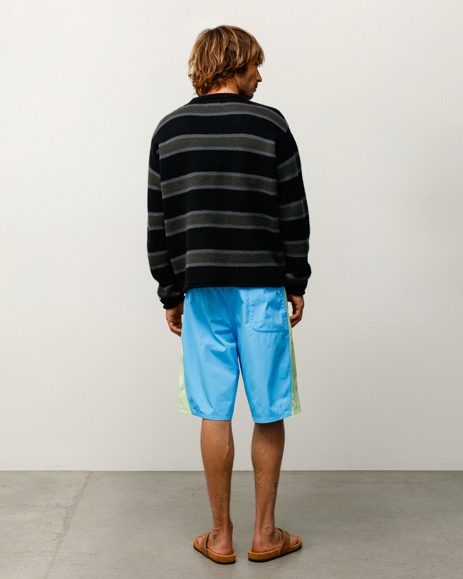 Curved Panel Board Short Mens Regular in the colour Light Blue