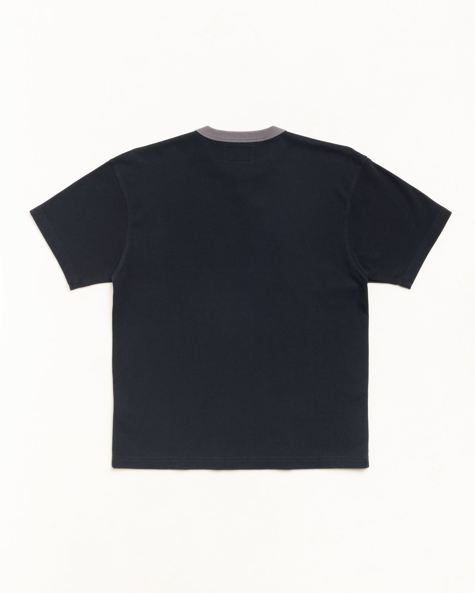 Ss Ringer Tee Unisex Short Sleeve In Black