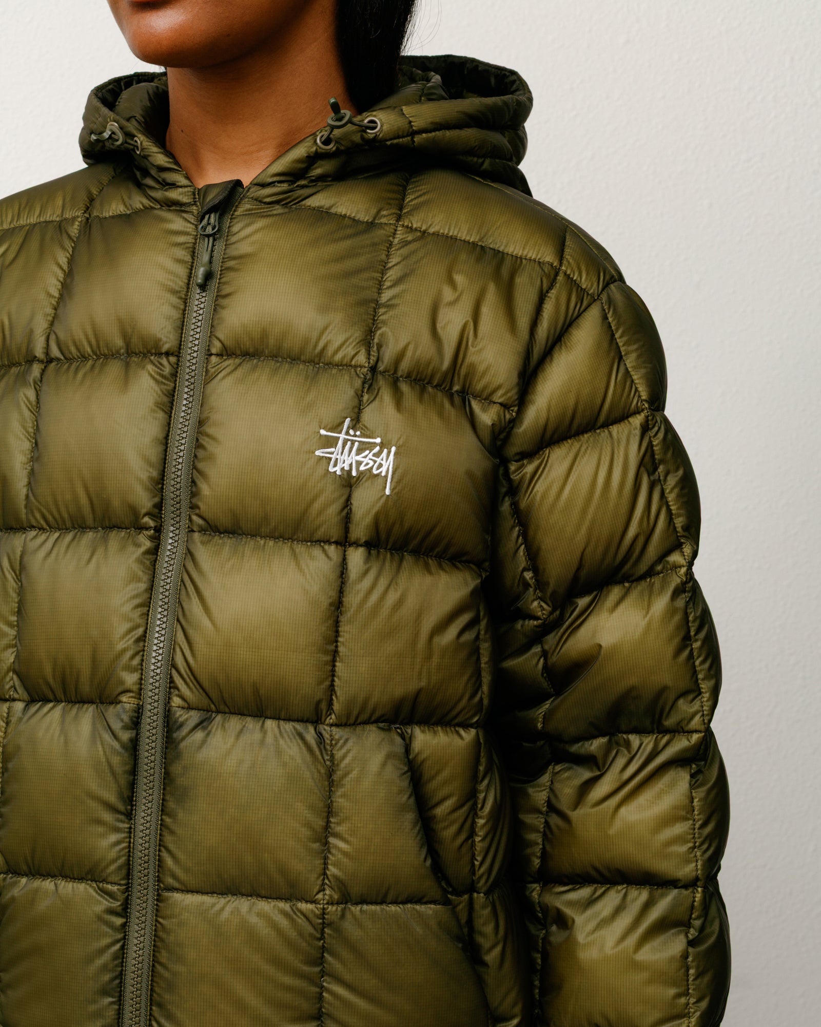 Midweight Hooded Puffer Mens Long Sleeve In Olive