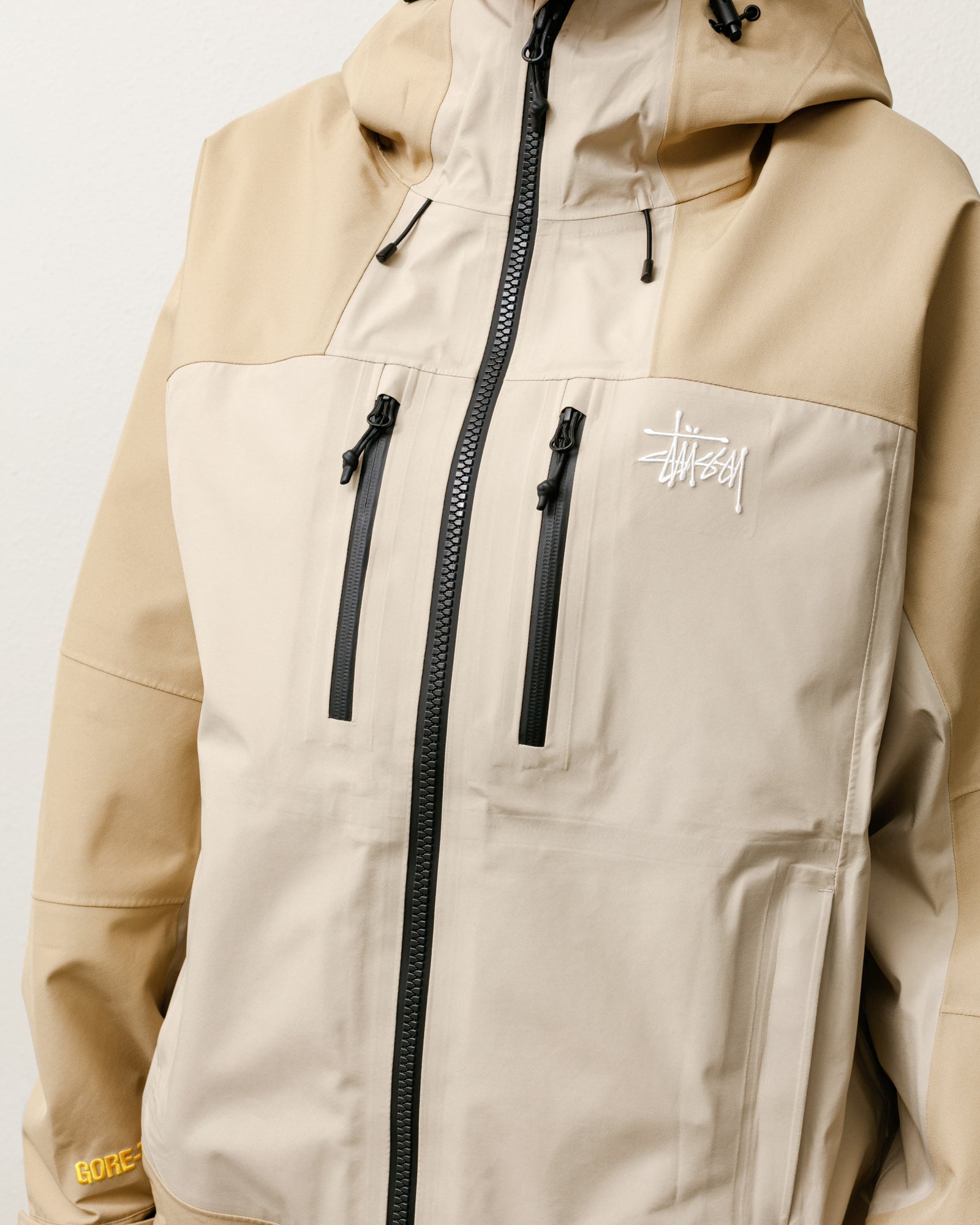 Gore-Tex® Guide Shell – Khaki | Outerwear | Stüssy UK
