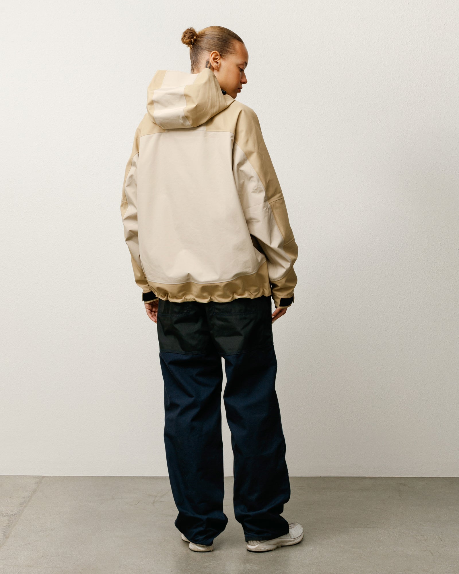 Gore-Tex Guide Shell - Khaki | Outerwear | Stüssy UK