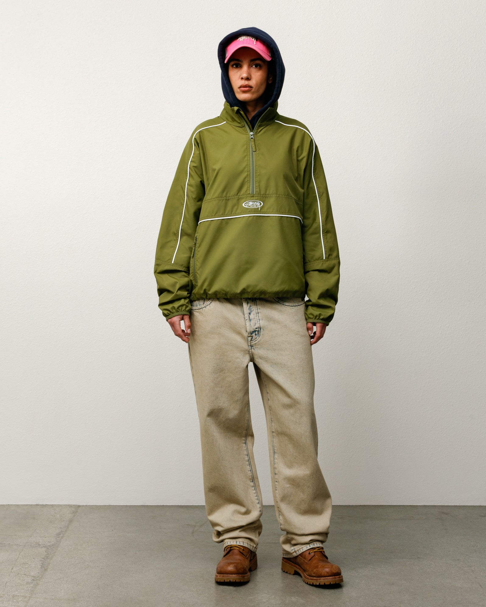 Lightweight Pullover Jacket Outerwear in the colour Olive