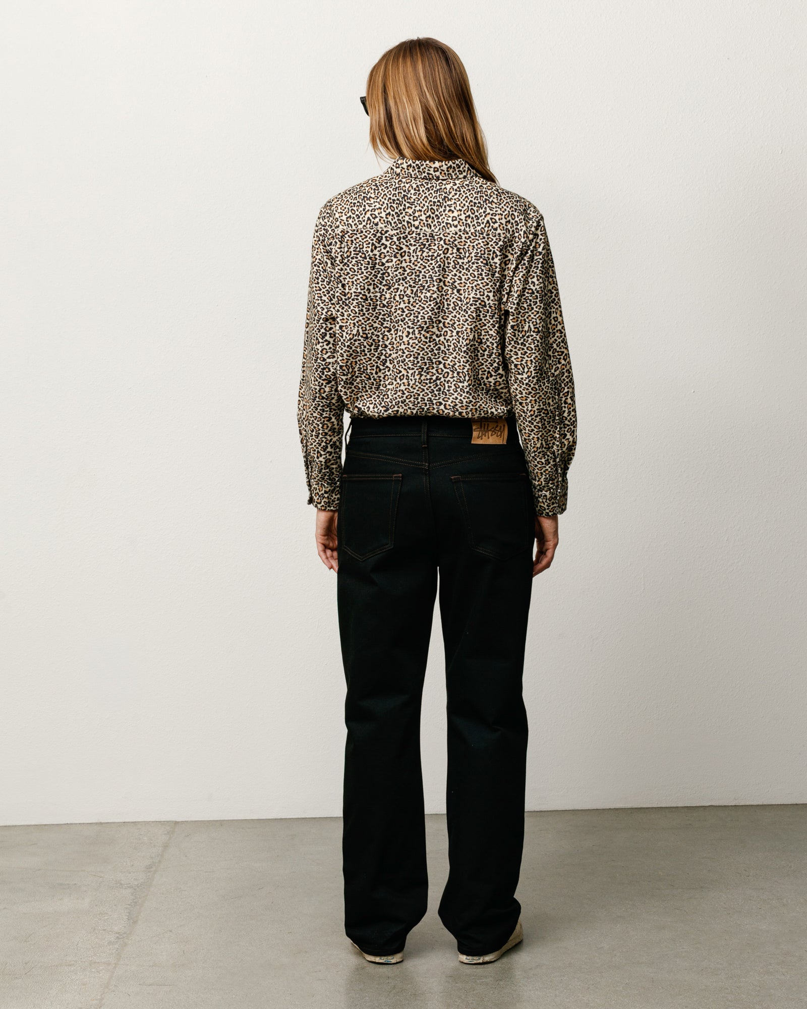 New Classic Jean Denim Unisex In Raw Black Contrast Stitch
