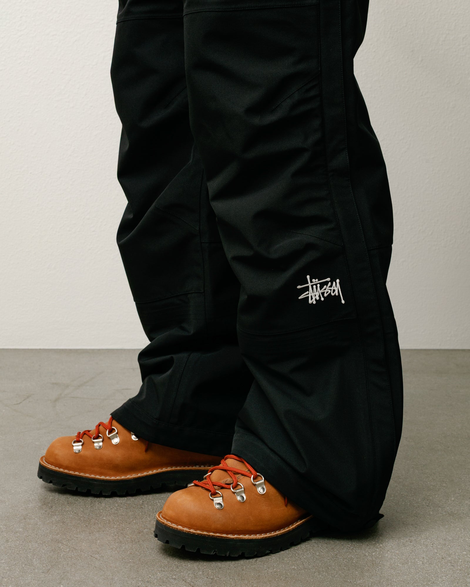 Gore-Tex® Bib – Black | Outerwear | Stüssy UK