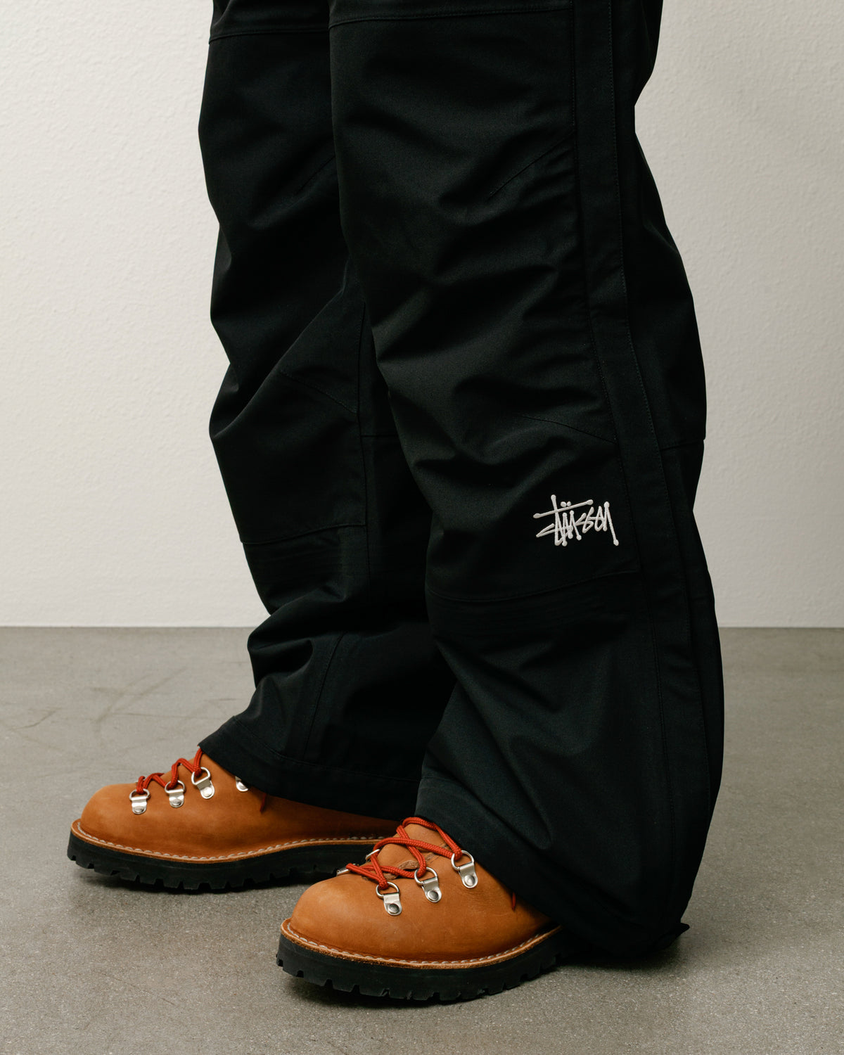 Gore-Tex® Bib – Black | Outerwear | Stüssy UK