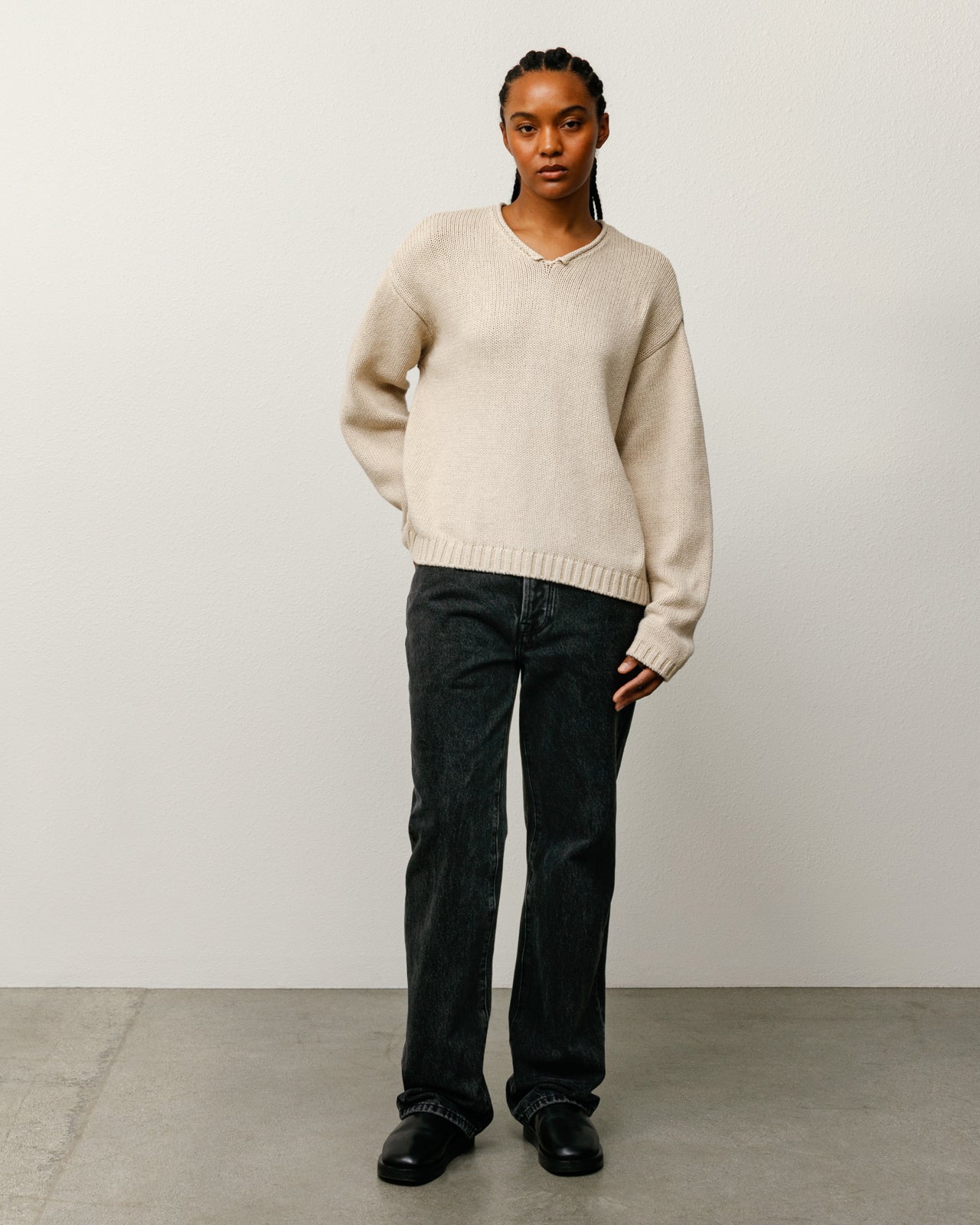 Stussy アイボリー Vネックニット L Roll V Neck Sweater – Oatmeal | Tops & Knits | Stüssy UK
