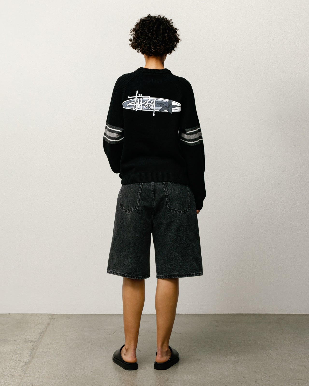 Stripe Raglan Crew – Black | Tops & Knits | Stüssy UK
