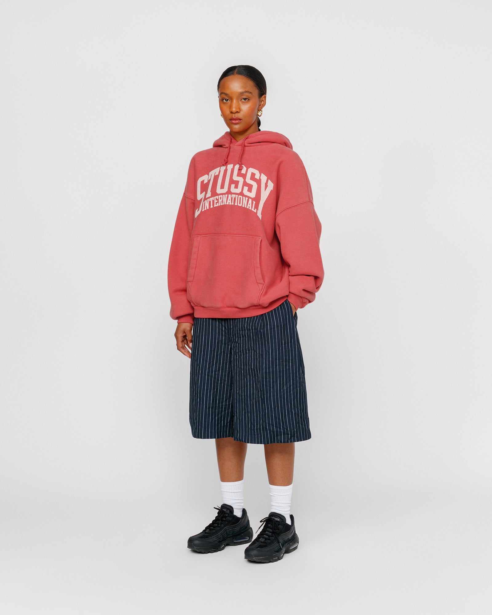 Relaxed Hoodie International in washed red Stussy UK