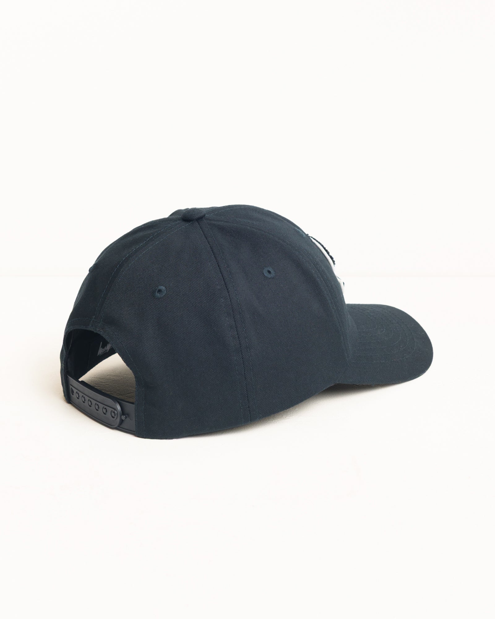 Chenille S Low Pro Cap Unisex In Onyx