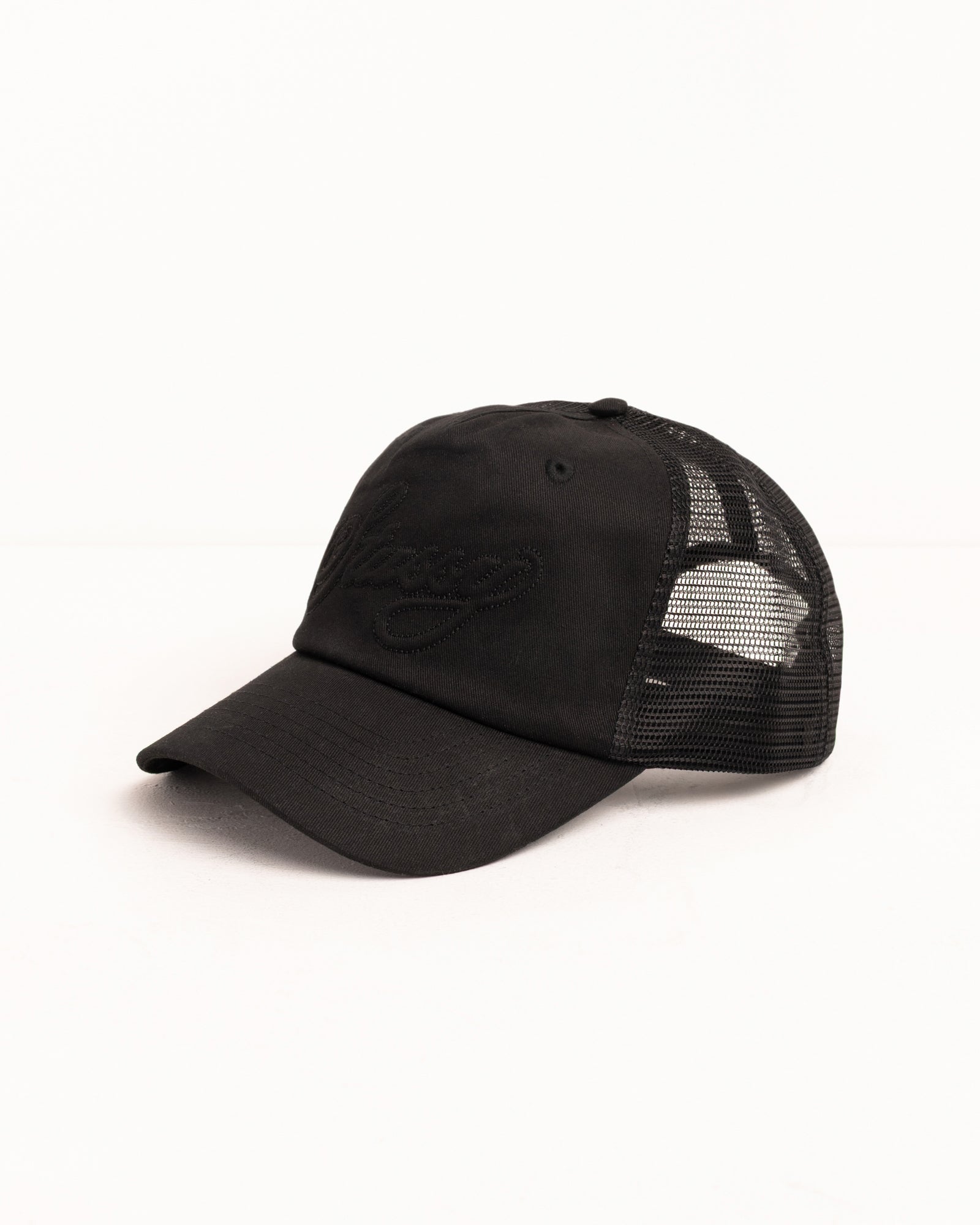 stussy CURSIVE STITCH SNAPBACK TRUCKER 黒 Waxed Cursive Stitch Snapback Trucker – Black | Headwear