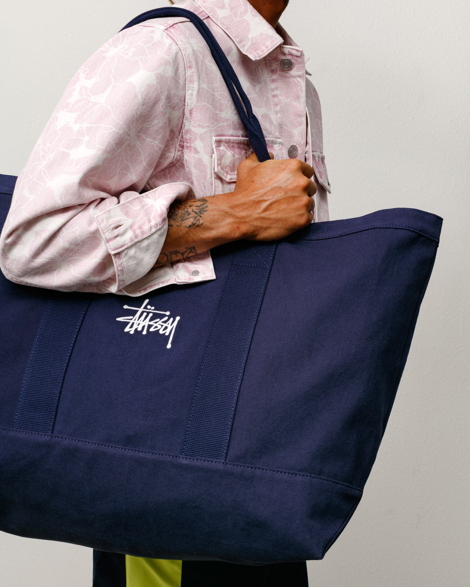 Canvas Extra Large Tote bag in the color Navy