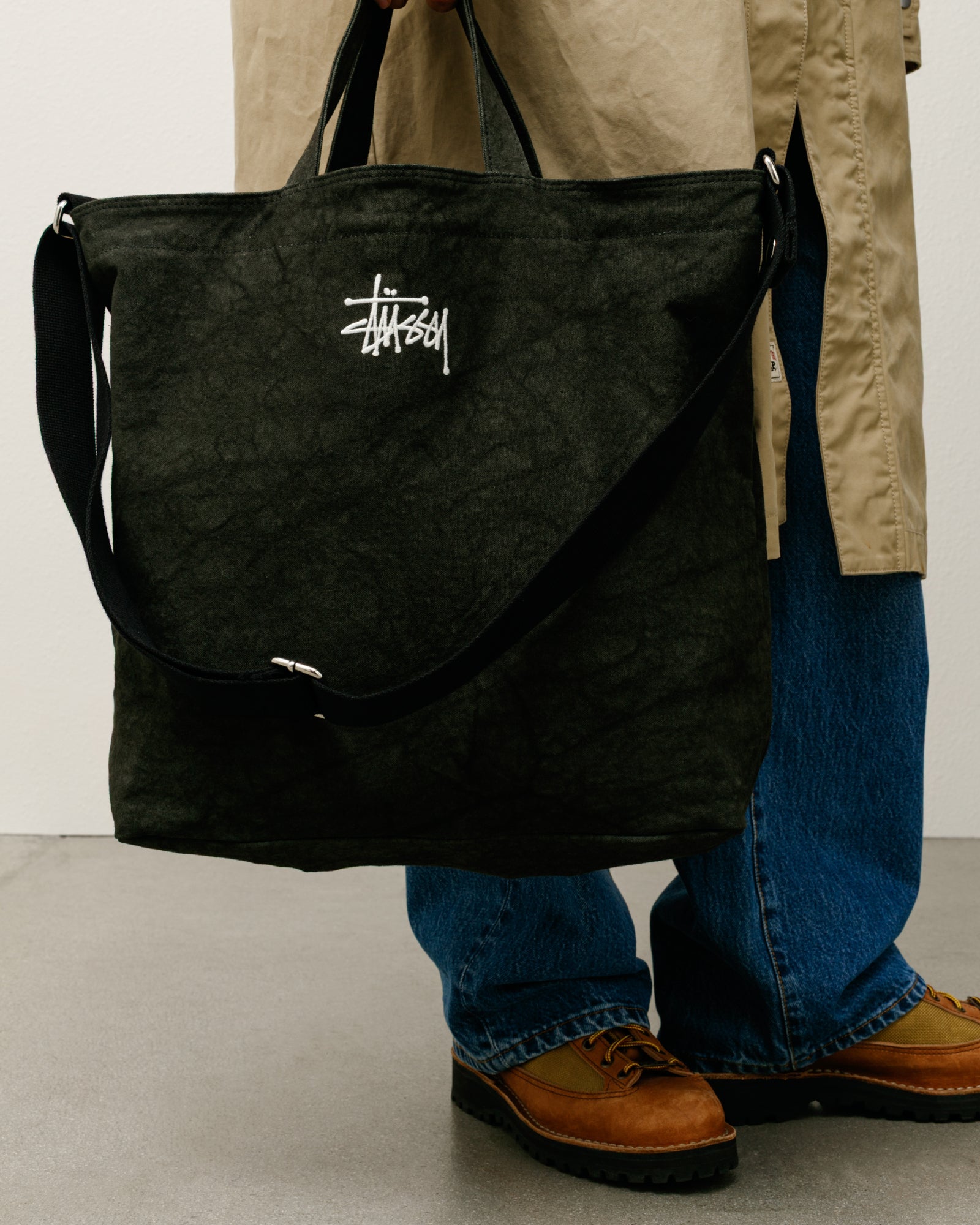 stussy バッグ Canvas Crossbody Bag – Washed Black | Accessories | Stüssy UK