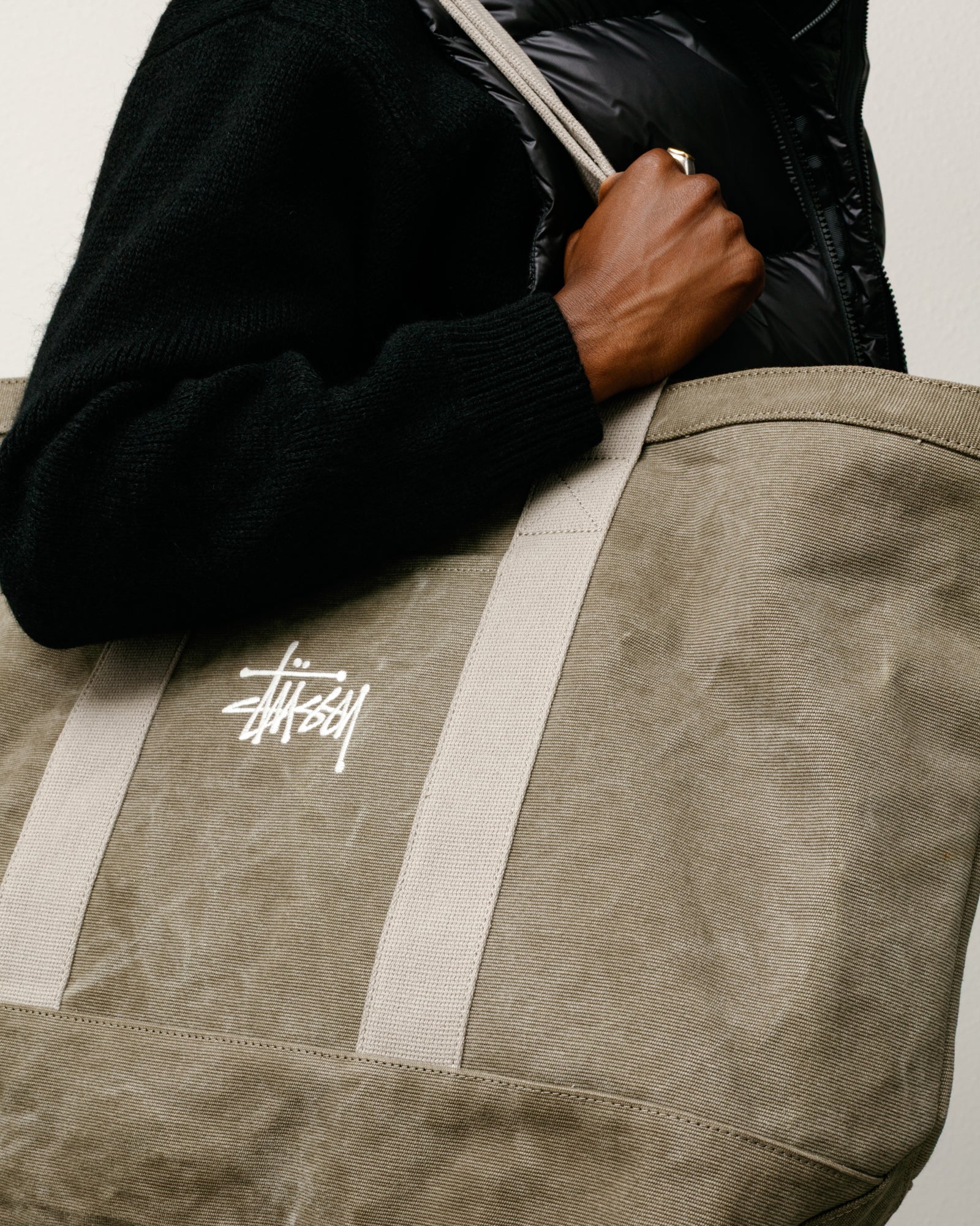 【Stussy】CANVAS EXTRA LARGE TOTE BAG Waxed Canvas Extra Large Tote – Stone | Accessories | Stüssy UK