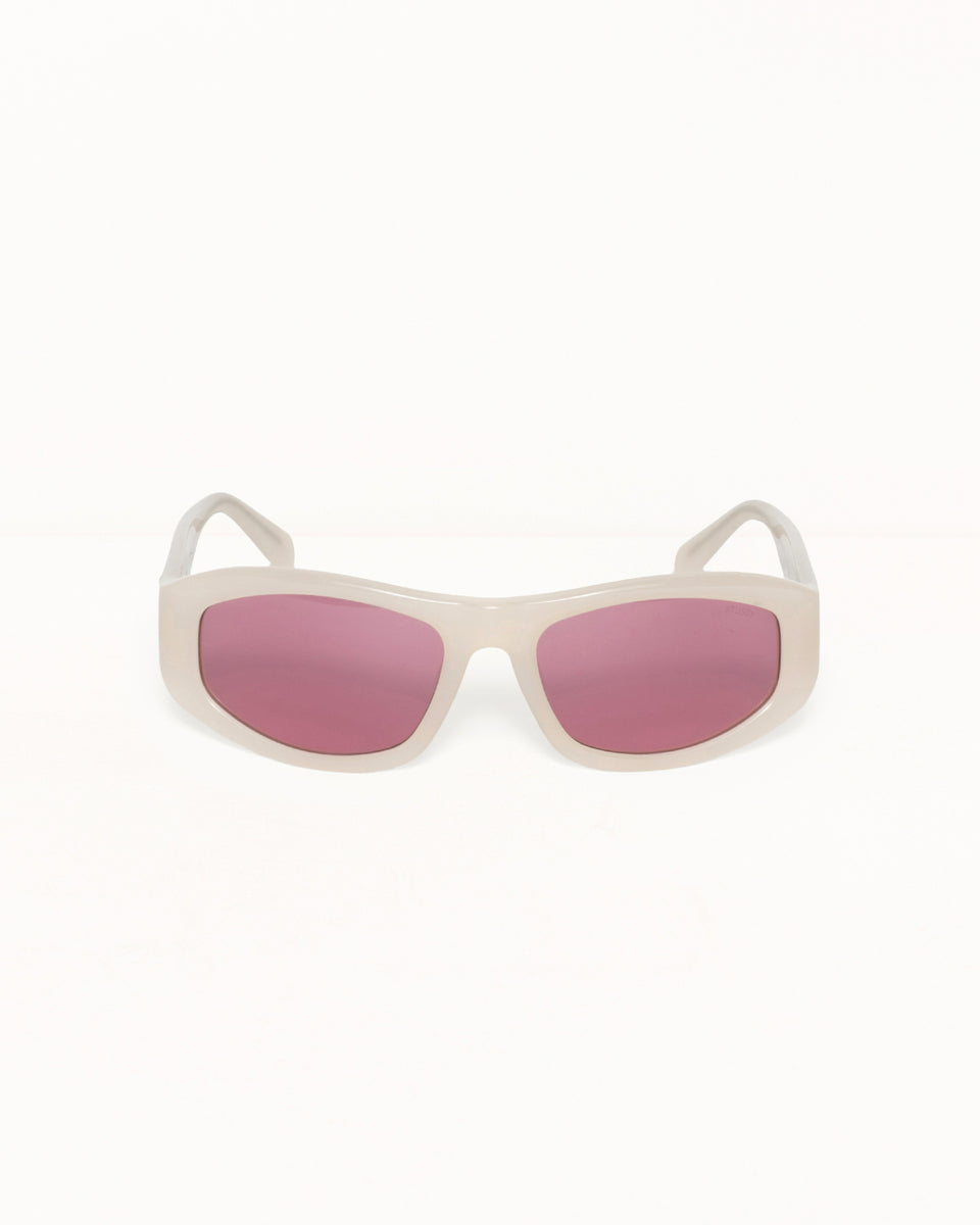 Landon Sunglasses Accessories In Cream / Pink Lens