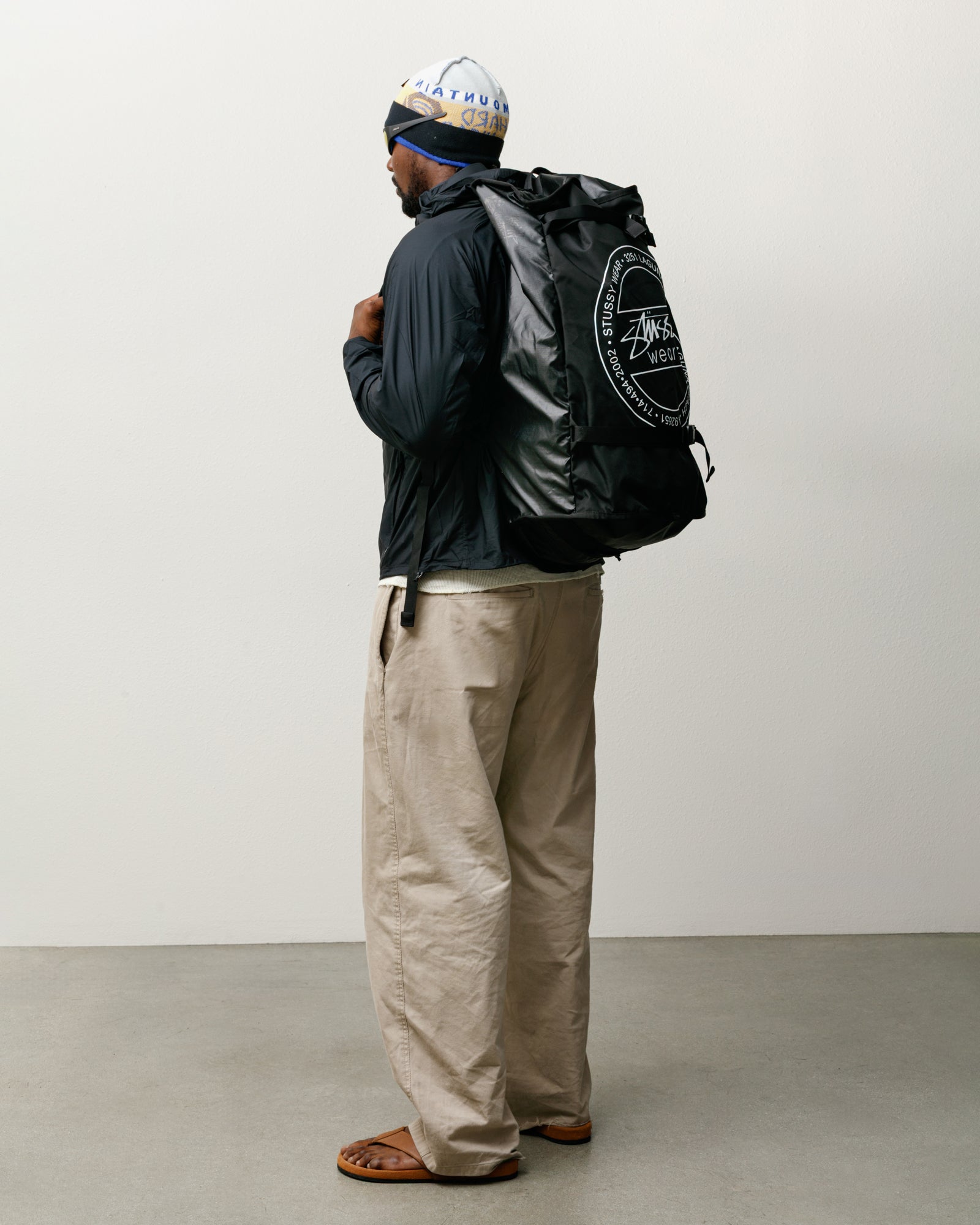MASU DUFFLE VEST 初期 希少 Stüssy & Mountain Hardwear Camp 4 Duffle 65L – Black | Accessories